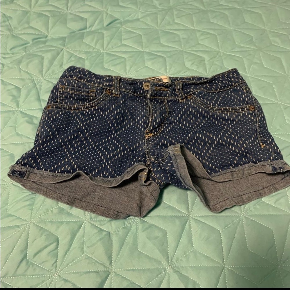 Girls Levi denim shorts